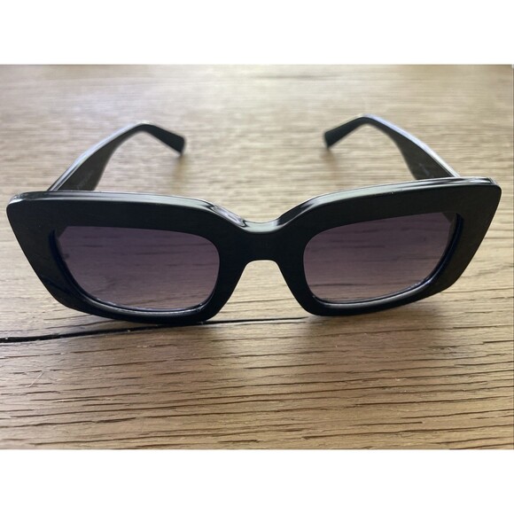 Frye and Co. Women's Black Rectangular Thick Frame Sunglasses - Picture 1 of 9